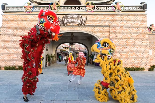 Tưng bừng múa lân