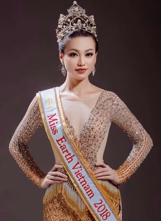 Á hậu Nguyễn Phương Khánh đại diện Việt Nam tham gia Miss Earth 2018