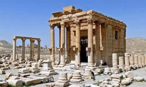Ngôi đền cổ Baal Shamin ở thành phố Palmyra trước khi bị cho nổ tung.