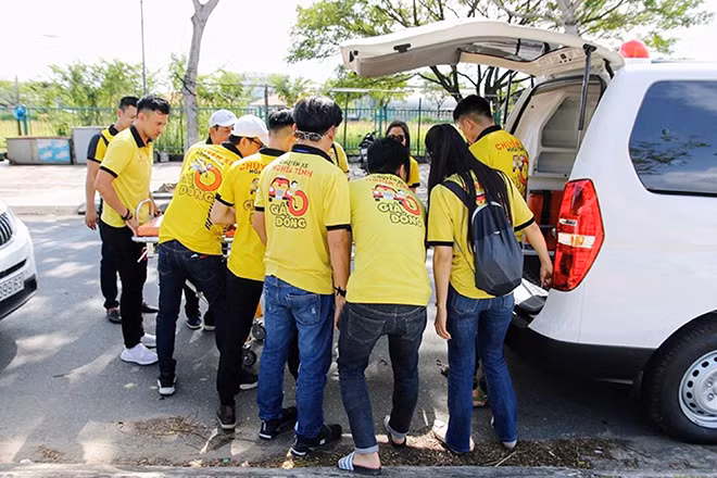 Công tác chuẩn bị cho một chuyến xe 0 đồng lên đường.