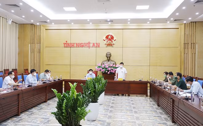 Toàn cảnh buổi họp Ban chỉ đạo phòng, chống dịch COVID-19 tỉnh Nghệ An chiều nay.