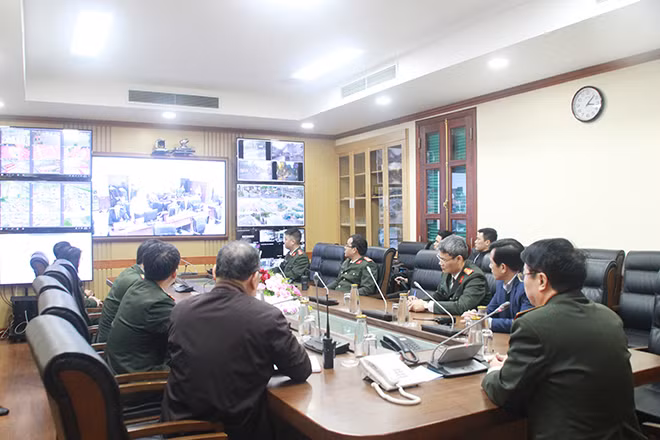Quang cảnh buổi làm việc.