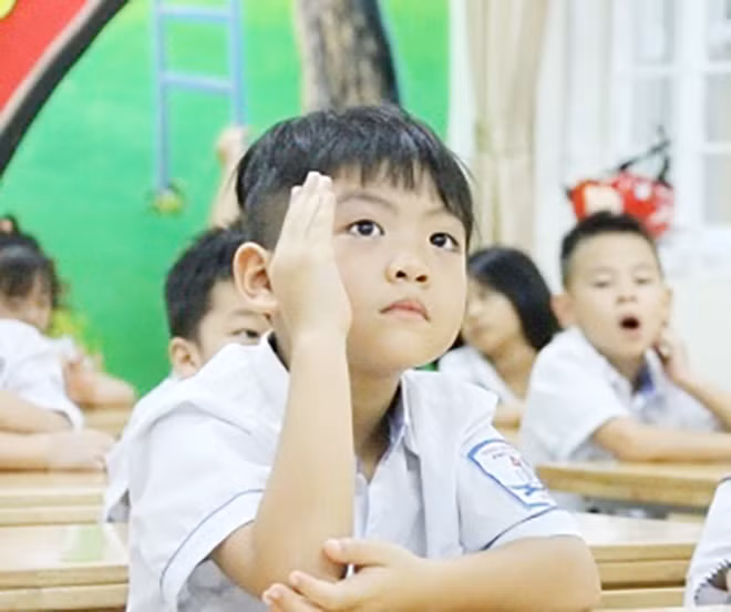 Nhiều trường chuẩn quốc gia thực tế đã phải phá “chuẩn” khi đánh giá lại theo các thông tư, nghị định mới. Ảnh: minh họa Nhiều trường chuẩn quốc gia thực tế đã phải phá “chuẩn” khi đánh giá lại theo các thông tư, nghị định mới. Ảnh: minh họa