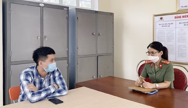 Đối tượng Lê Trí H. tại cơ quan Công an.