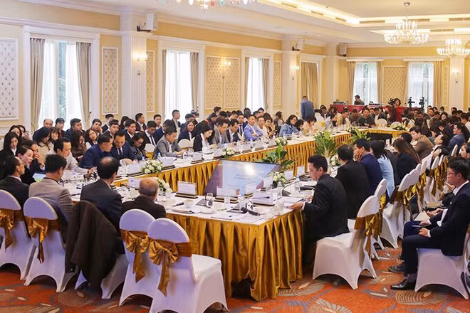 Toàn cảnh sự kiện.