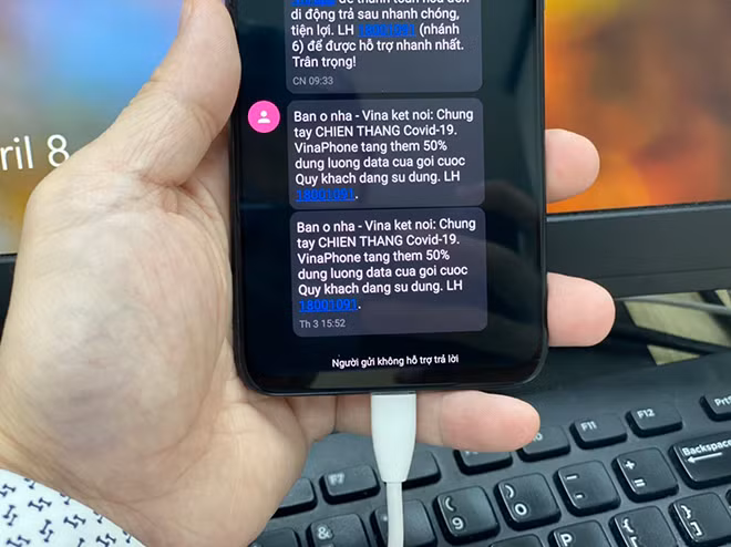 VinaPhone nhắn tin tặng Data cho khách hàng.