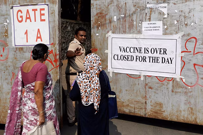 Việc tìm kiếm một liều vaccine đối với những người nghèo không bao giờ dễ dàng.