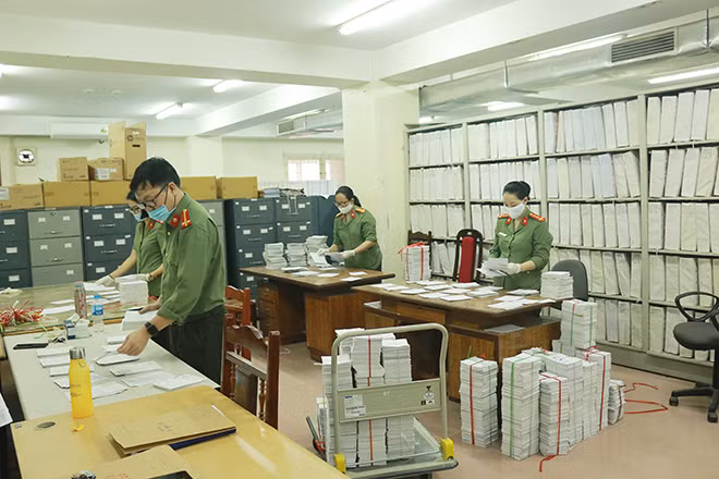 Ngày làm việc của các cán bộ Cục Hồ sơ nghiệp vụ.