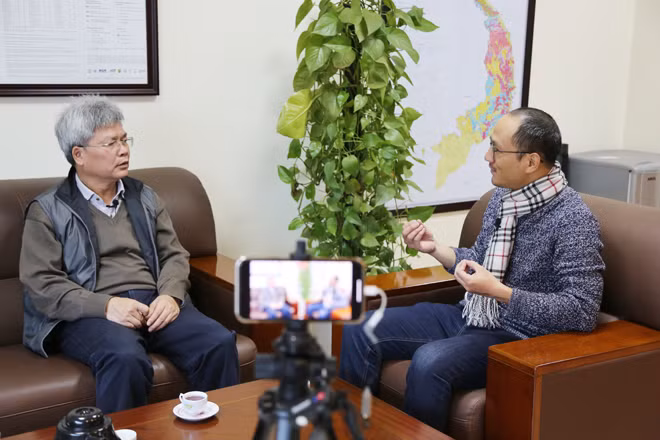 PGS.TS. Trần Tân Văn trò chuyện cùng phóng viên Chuyên đề ANTG GT - CT.