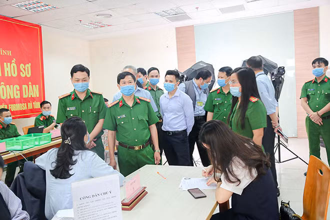 Kiểm tra công tác cấp căn cước công dân.