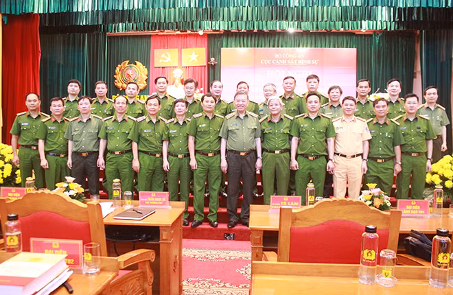 Bộ trưởng Tô Lâm và các đại biểu dự hội nghị. Bộ trưởng Tô Lâm và các đại biểu dự hội nghị.