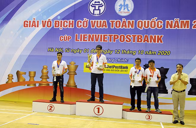 Giải vô địch cờ vua toàn quốc có doanh nghiệp đồng hành, mang lại giải thưởng cao cho kỳ thủ đoạt giải.