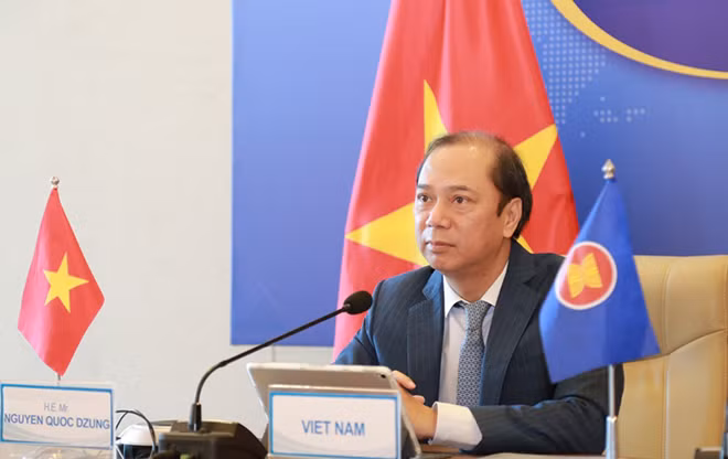 Thứ trưởng Bộ Ngoại giao Nguyễn Quốc Dũng tại hội nghị