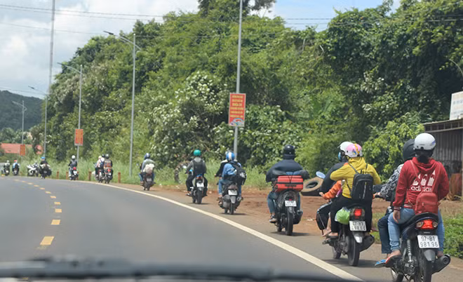 Tạo điều kiện tốt nhất cho người dân về quê tránh dịch.
