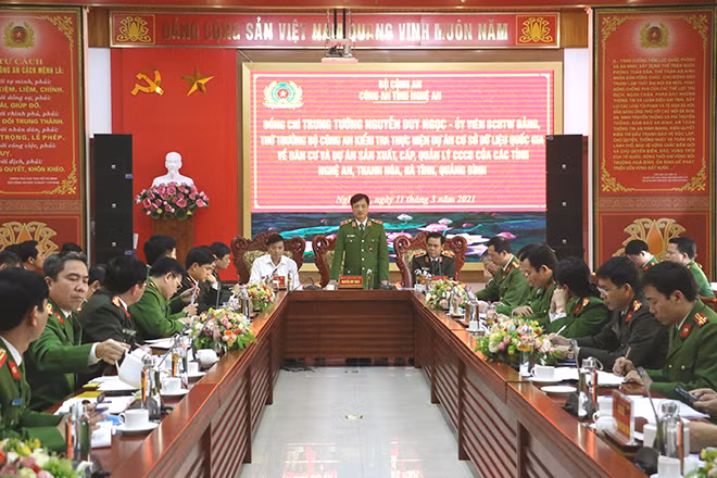 Thứ trưởng Nguyễn Duy Ngọc kết luận buổi làm việc.