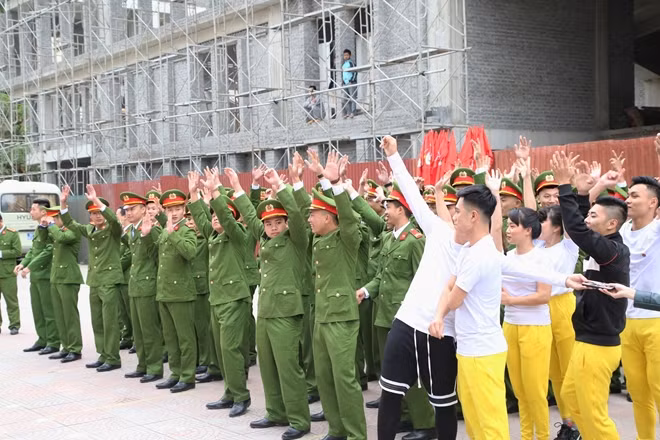 "Ngày hội đoàn viên năm 2019" của tuổi trẻ Cục C10 và C11 là hoạt động ý nghĩa nhằm khơi dậy niềm tự hào truyền thống vẻ vang của Đoàn TNCS Hồ Chí Minh và tuổi trẻ Việt Nam trong 88 năm xây dựng và trưởng thành.