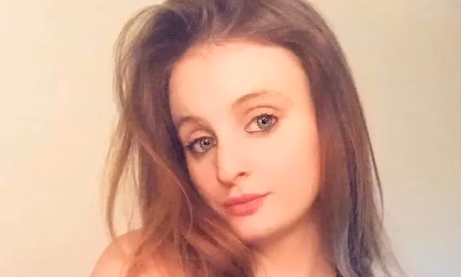 Gia đình thông báo Chloe Middleton tử vong vì COVID-19 dù hoàn toàn khoẻ mạnh trước đó. (Ảnh: Facebook)