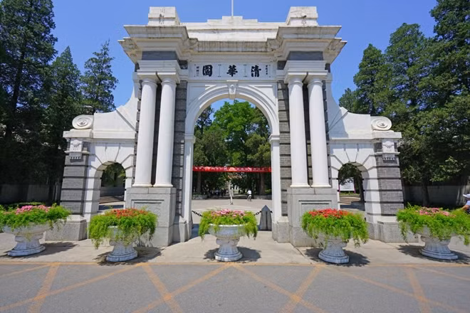 Đại học Thanh Hoa (Tsinghua University) là một trong những cơ sở giáo dục hàng đầu Trung Quốc. (Ảnh: Shutterstock)