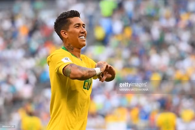 Firmino luôn có cho mình những dấu ấn khi ra sân.