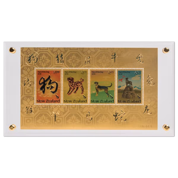 Bộ tem gồm 4 tấm mạ vàng 24K do bưu điện New Zealand phát hành ngày 18/1. Được biết, bộ tem mạ vàng này chỉ được bưu điện New Zealand bán với số lượng rất ít, chỉ 103 bộ.