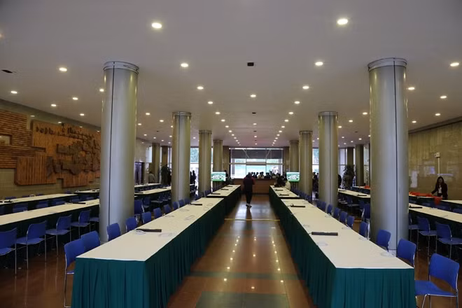 Với những tiện ích, cơ sở vật chất hiện đại đáp ứng tiêu chuẩn quốc tế, IMC mở cửa hoạt động 24/24h và có thể đáp ứng cho hơn 3000 phóng viên hoạt động đồng thời.