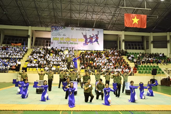 Thi dân vũ đã trở thành hoạt động không thể thiếu trong tháng thanh niên của tuổi trẻ Học viện ANND. Cuộc thi ngày càng chứng tỏ được sức lan tỏa và thu hút sự tham gia của đông đảo đoàn viên, thanh niên trong toàn Học viện. Năm nay là năm thứ 4 cuộc thi này được tổ chức.