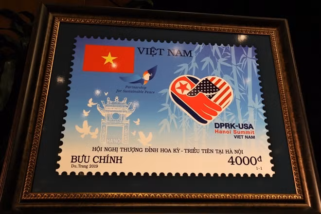 Bộ tem đặc biệt “Chào mừng Hội nghị Thượng đỉnh Hoa Kỳ - Triều Tiên tại Hà Nội”