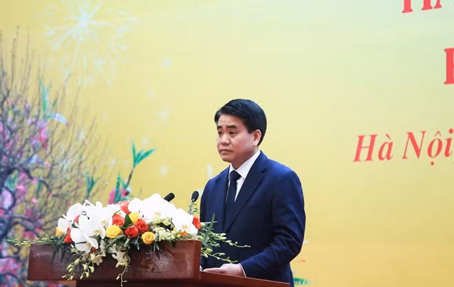 Chủ tịch UBND thành phố Hà Nội Nguyễn Đức Chung phát biểu tại buổi gặp mặt.