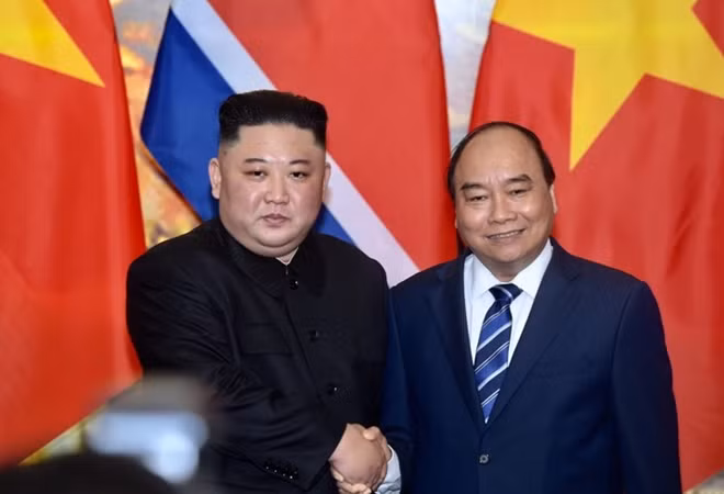 Thủ tướng Nguyễn Xuân Phúc hội kiến Chủ tịch Triều Tiên Kim Jong-un.
