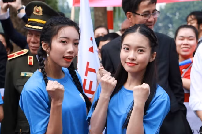 Hai thành viên của AKB48 là Erina Oda và Yuna Hattori sẽ cùng hai thành viên của SGO48 (nhóm nhạc gồm các ca sĩ Nhật - Việt) hợp thành đội chạy để tham gia tranh tài tại Kizuna Ekiden 2019.