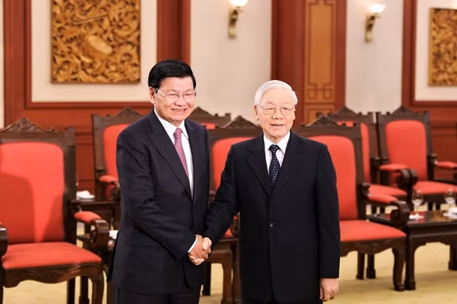 Tổng Bí thư, Chủ tịch nước Nguyễn Phú Trọng tiếp Thủ tướng Lào Thongloun Sisoulith.