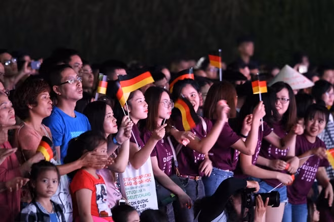 Diễn ra trong hai ngày 2 và 3-11, Lễ hội Đức 2018 đã thành công tốt đẹp, thu hút hàng ngàn người dân và du khách đến tham gia với nhiều hoạt động bổ ích và hấp dẫn.