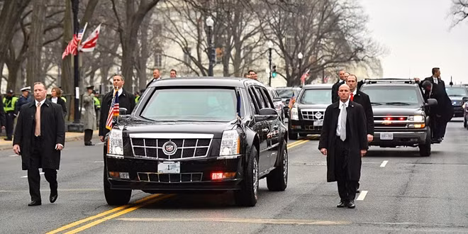 Chiếc Cadillac "Quái thú"của Tổng thống Trump. Ảnh: Reuters