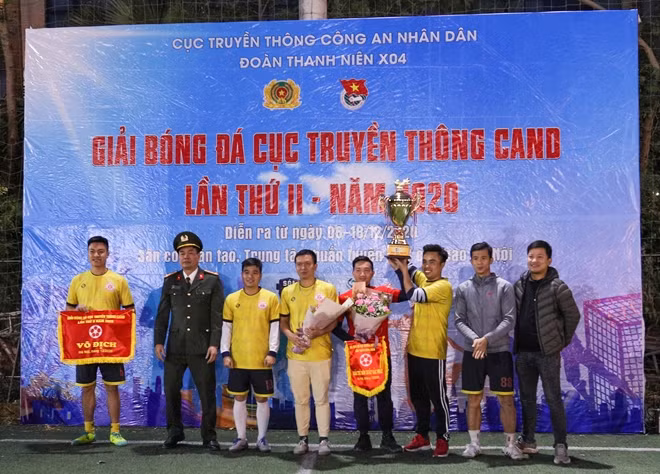 Đội bóng đến từ Ban Quay phim và đạo diễn đã xuất sắc lần thứ hai giành chức vô địch của giải đấu.
