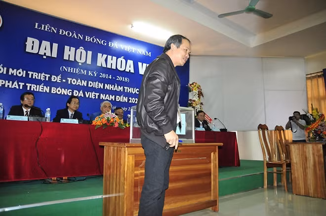 Bầu Đức là người kiếm tiền ở nhiệm kỳ VII VFF. Ảnh: H.M.