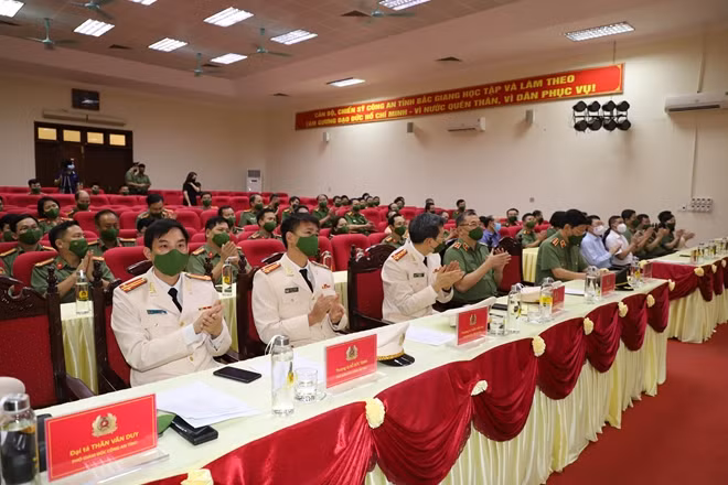 Các đại biểu tại Lễ trao thưởng