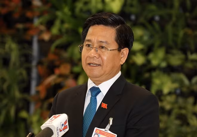 Đại biểu Bùi Chí Thành