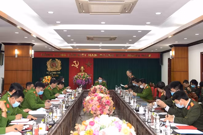 Các đại biểu tại buổi làm việc