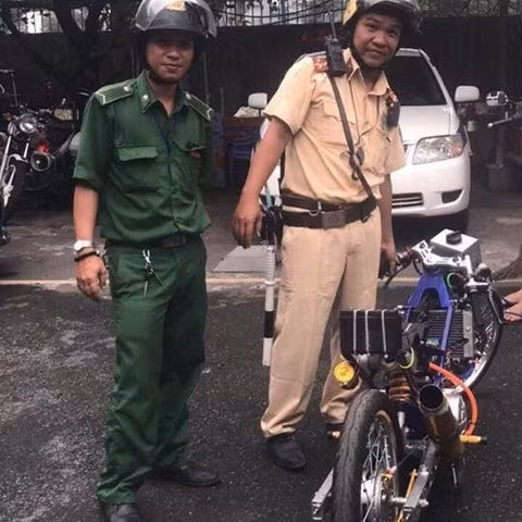 Phương tiện tự chế của D bị tạm giữ