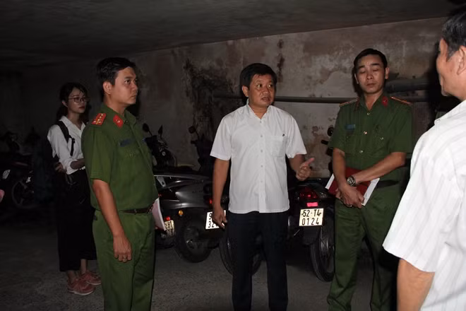 Ông Đoàn Ngọc Hải yêu cầu phá bỏ các vị trí lấn chiếm lối thoát hiểm