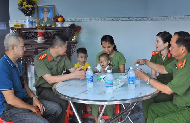 Buổi gặp mặt ấm cúng