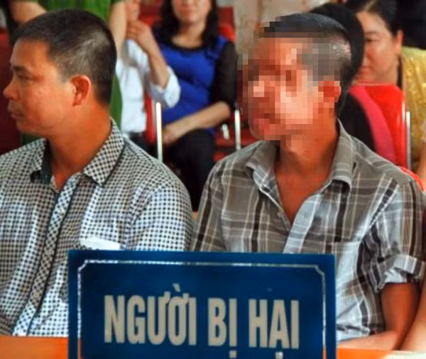 Anh Hảo tại phiên tòa.