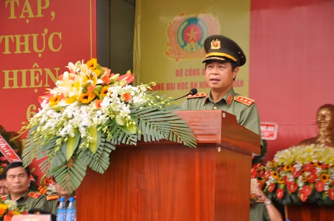 Thứ trưởng Phạm Dũng phát biểu chỉ đạo tại buổi lễ.