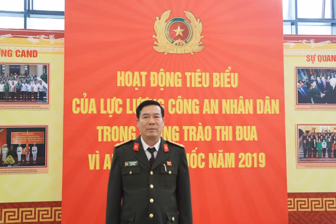 Đại tá Bùi Xuân Thắng.