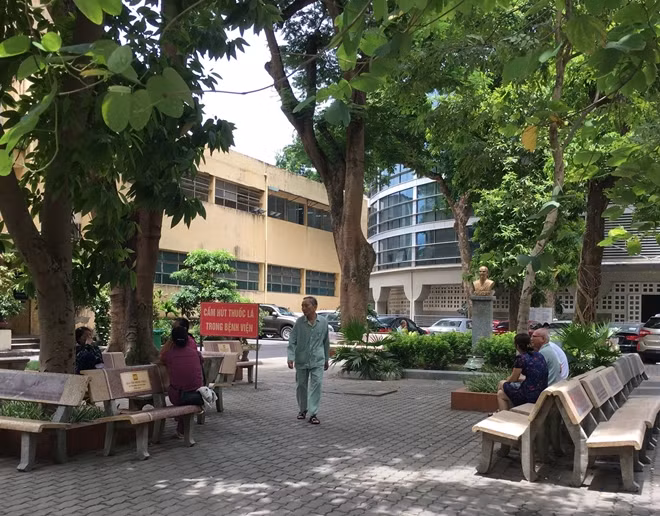 Bệnh viện Việt - Xô là một trong những đơn vị giữ được môi trường không khói thuốc.