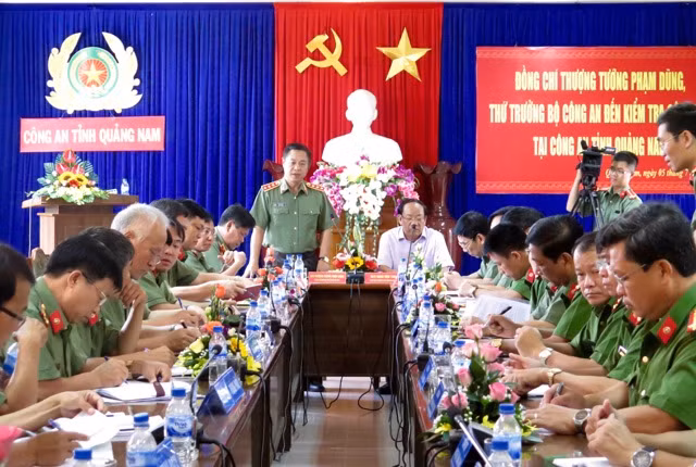 Thứ trưởng Phạm Dũng phát biểu tại buổi làm việc