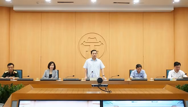 Phó Chủ tịch Chử Xuân Dũng chỉ đạo cuộc họp.