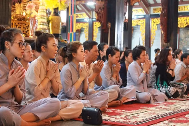 Hà Nội đề nghị hình thức sinh hoạt tôn giáo, tín ngưỡng, giảng lễ, thuyết pháp trực tuyến qua công nghệ thông tin, truyền hình...