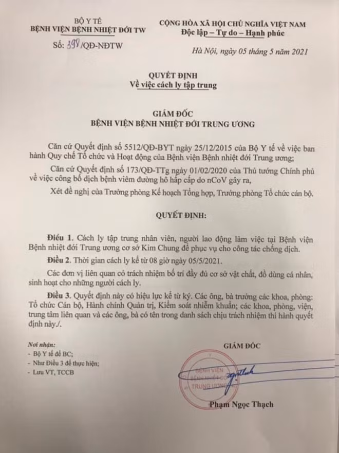 Sáng ngày 5/5, bệnh viện Bệnh Nhiệt đới Trung ương cơ sở 2 Kim Chung đã thực hiện phong toả.