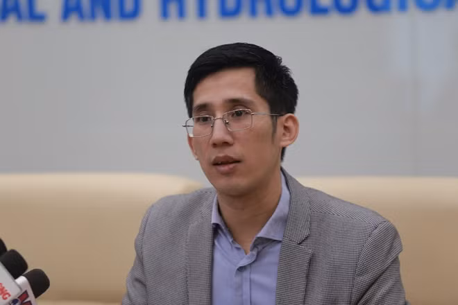 Ông Trần Quang Năng, Trưởng phòng Dự báo thời tiết (Trung tâm Dự báo KTTV quốc gia)